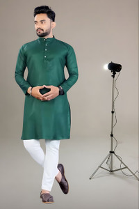 FASHIONPARROT Men Solid Straight Kurta